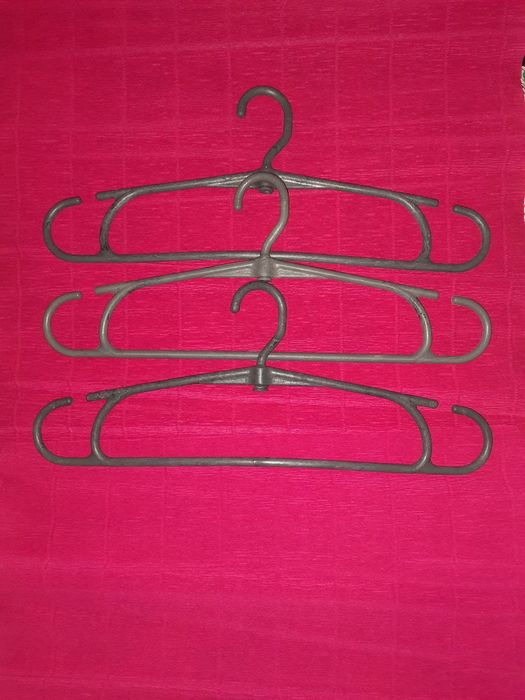 Вішалки для одягу міцні, тремпелі дерев'яні металічні