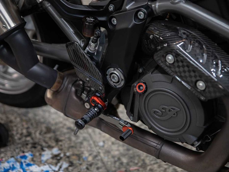 Indian FTR 1200 Carbon | Öhlins | Brembo | Remus | 120cv | Impecável