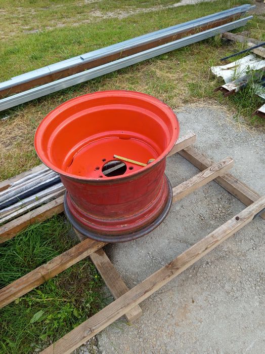 Felgi do kombajnu Clas Dominator