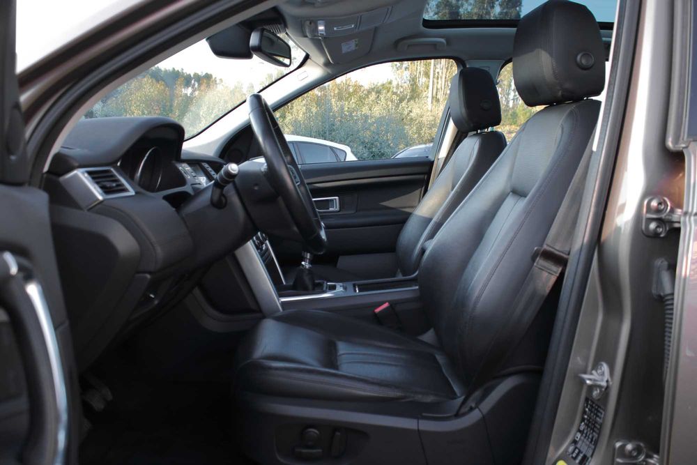 Land Rover Discovery Sport HSE 2.2 TD4 (278€/Mês)