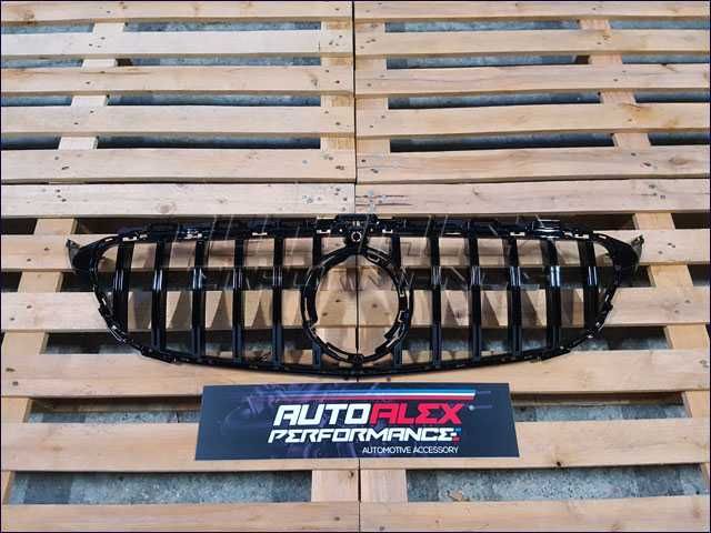 Grelha Capo Mercedes C W205  AAP50315
