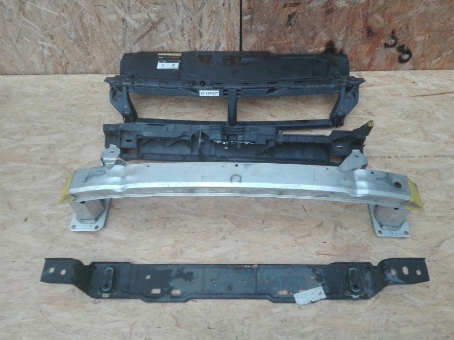 Бампер передний с разборки Пежо Peugeot 108 206 207 208 308 508 RCZ