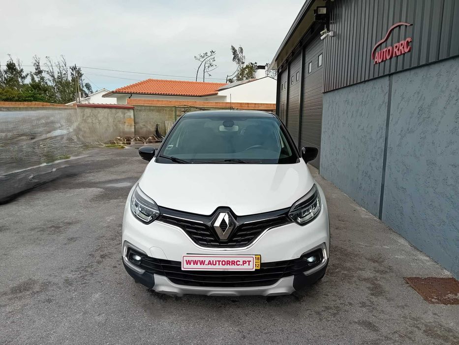 Renault Captur 1.5 dci - Nacional ( pequeno sinistro )