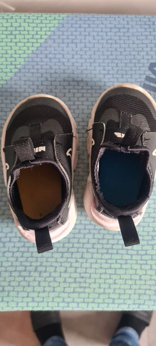 Buty dzieciece Nike FLEX RUNNER 2 oryginalne 4C Euro 19.5 , 10cm