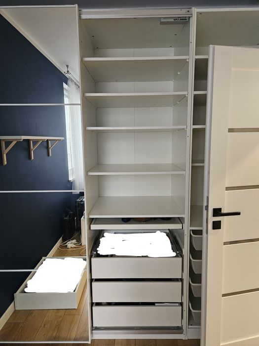 Szafy IKEA PAX 236 (wys) x 75 (sz) x 60 (gł) cm