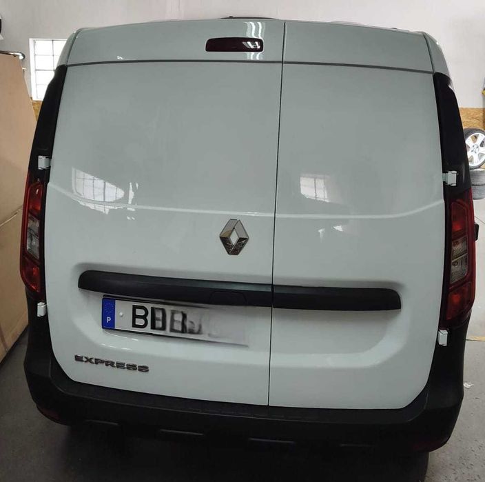 RENAULT EXPRESS 2024 IVA Dedutível