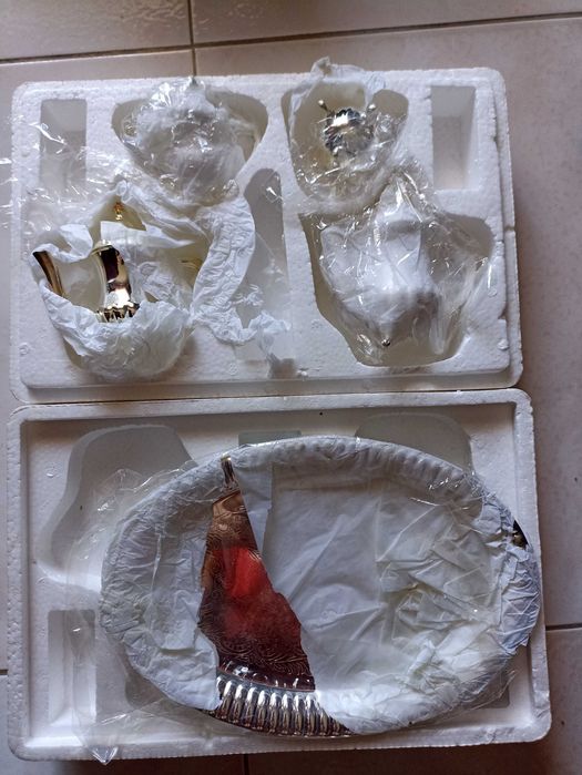 Conjunto chá pequeno banhado a prata