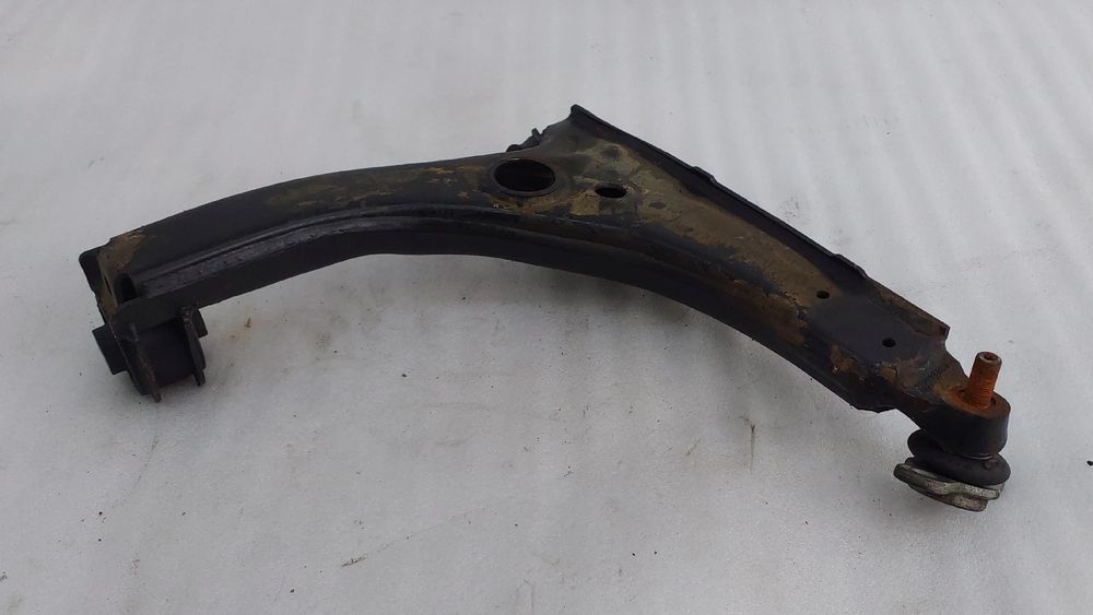 Braço de suspensão frente esquerdo VOLKSWAGEN Crafter (2E)