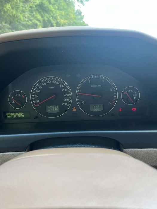 Volvo 2.4T 2005r