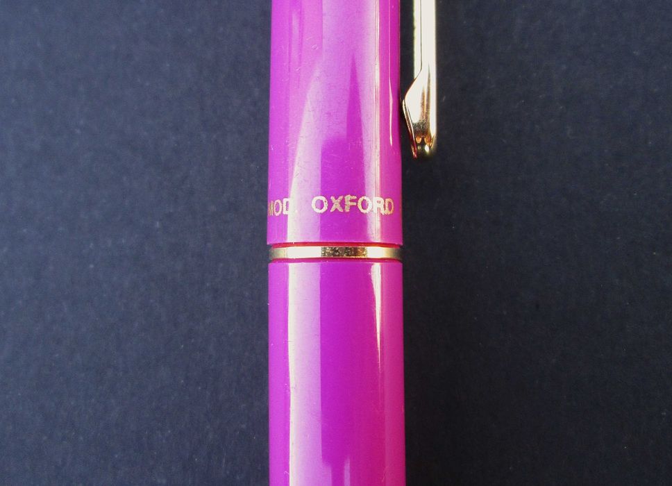 1980's Caneta INOXCROM modelo OXFORD c/ aparo "F" (traço fino) ESPANHA