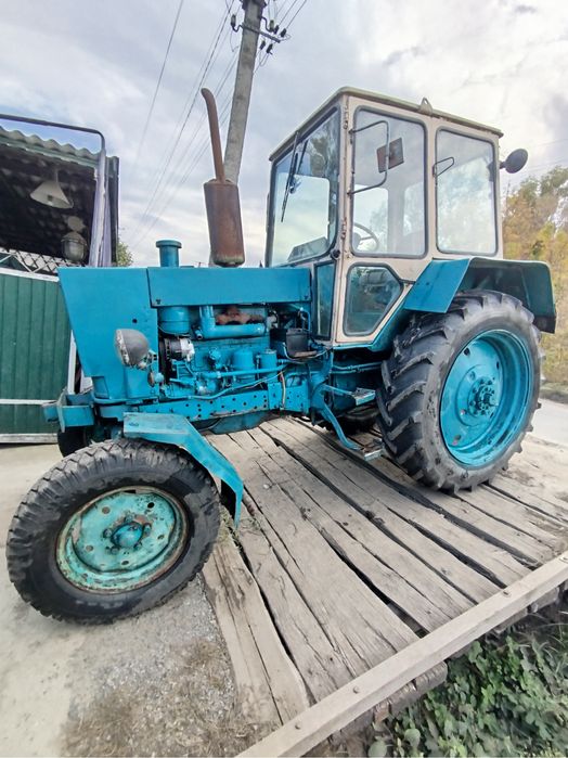 Продам трактор ЮМЗ-6 в хорошем состоянии, есть плуг, культиватор, 2ПТС