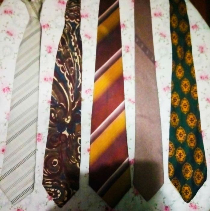 Краватки (галстуки) європейських брендів