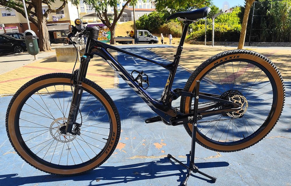Scott spark RC comp blue