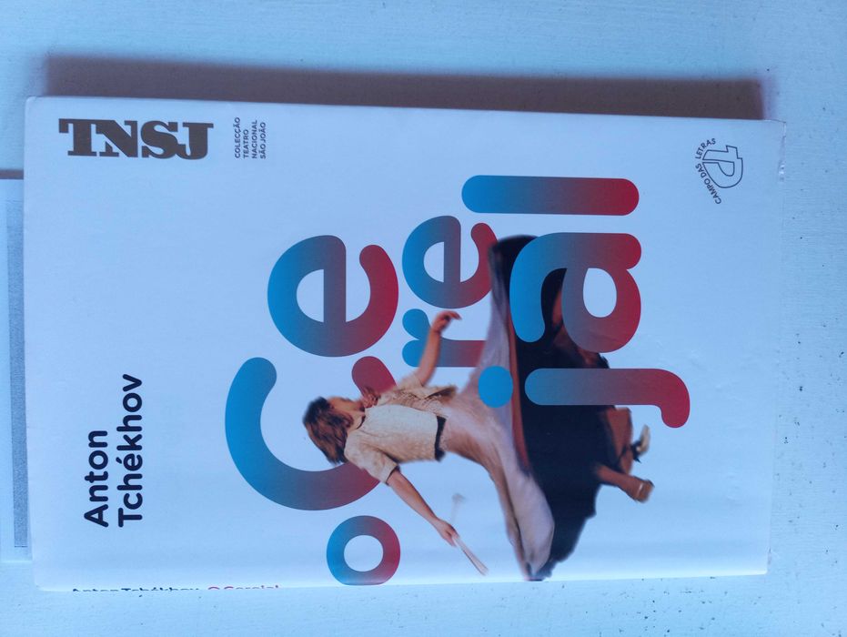 Livro "O cerejal" de Anton Tchékov