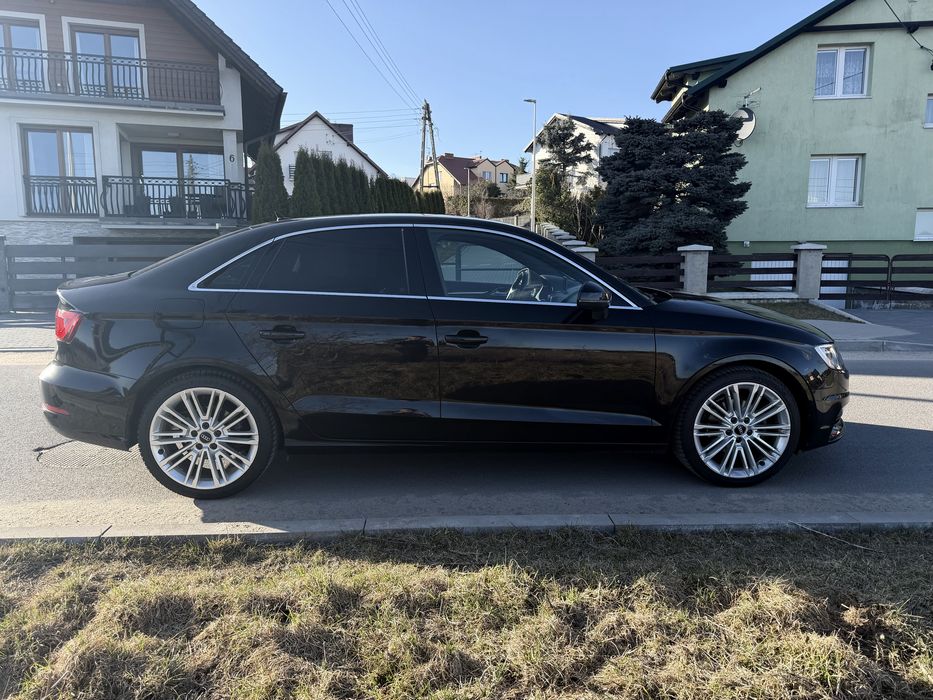 AUDI A3 8V Sedan Salon Polska