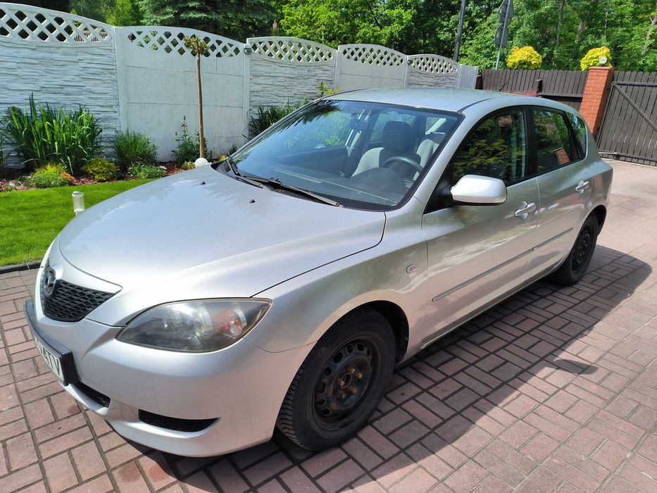 Samochód Mazda 3 2004