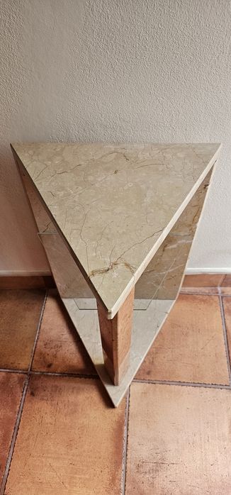 2 mesas de Cabeceira em mármore