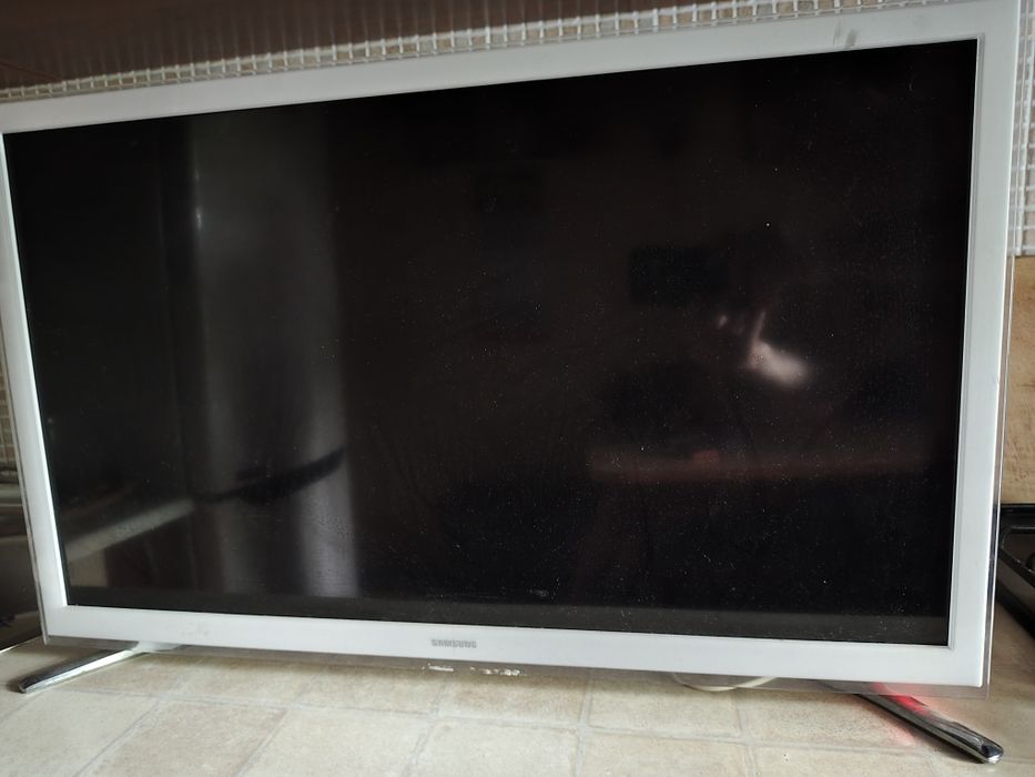 Samsung TV 32” UE32H4510AK