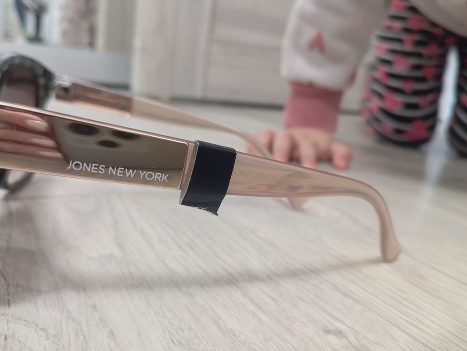 Сонцезахисні окуляри jones New York