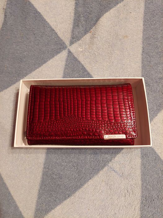 Portfel skórzany damski, Jennifer Jones