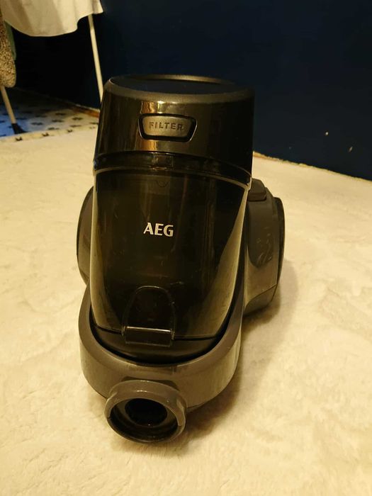 Odkurzacz AEG Electrolux 2000 W - bez  workowy