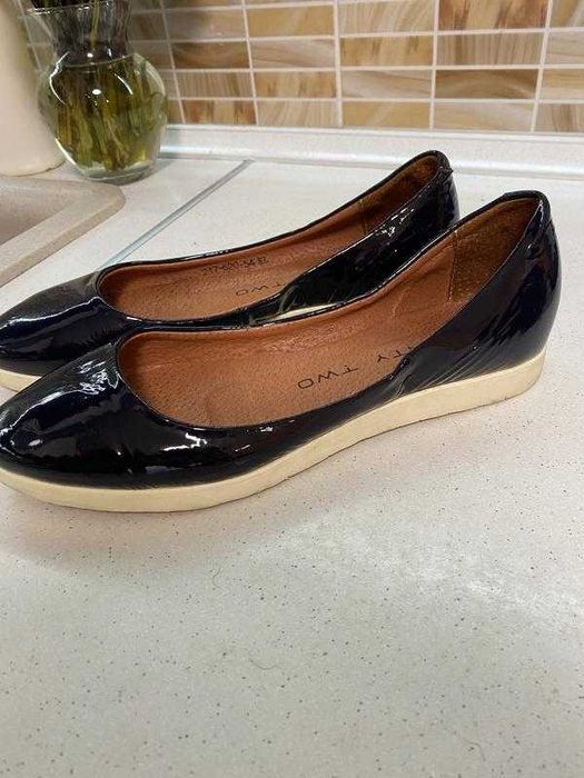 Шикарні шкіряні балетки стан на 5 !