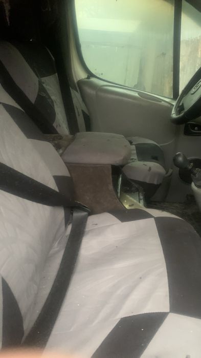 Опель віваро 1,9