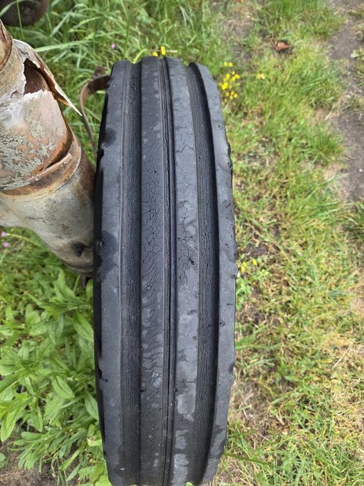 Koła przednie do Ursusa C4011, C355  cena za 2 szt.- koła na powietrzu