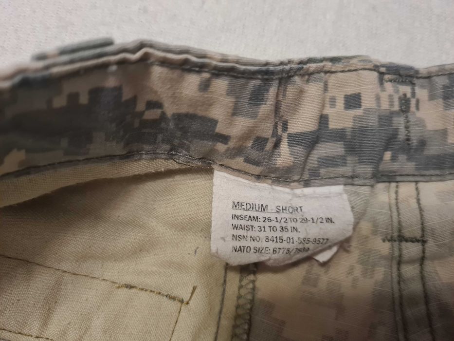 Spodnie wojskowe ACU UCP Medium short
