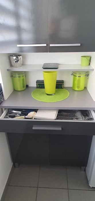 Buffet de cozinha cinza 4 portas