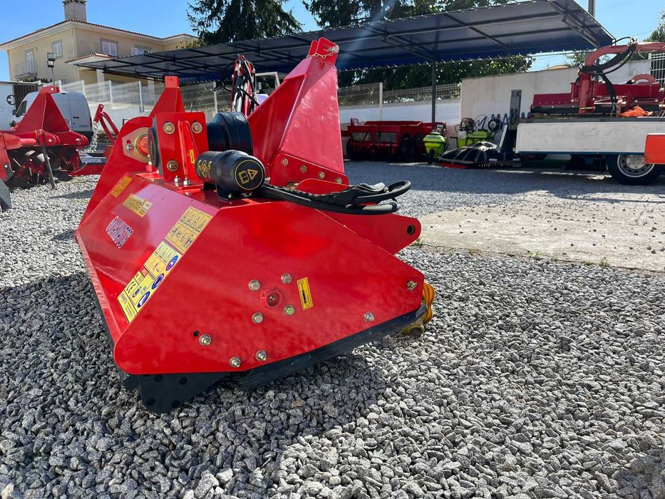 Triturador de martelos 1.35m NOVO