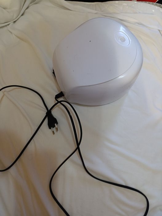 Лампа для ногтей