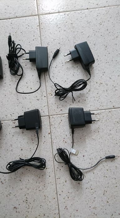 Lote 9 Carregadores Nokia, Samsung, ZTE, Cabos