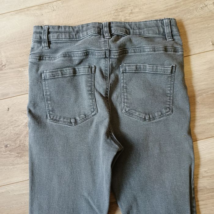 Spodnie jeansy r.164