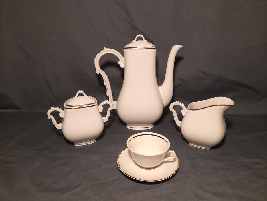 Serviço de café Vista Alegre antigo-- Serviço Mouzinho