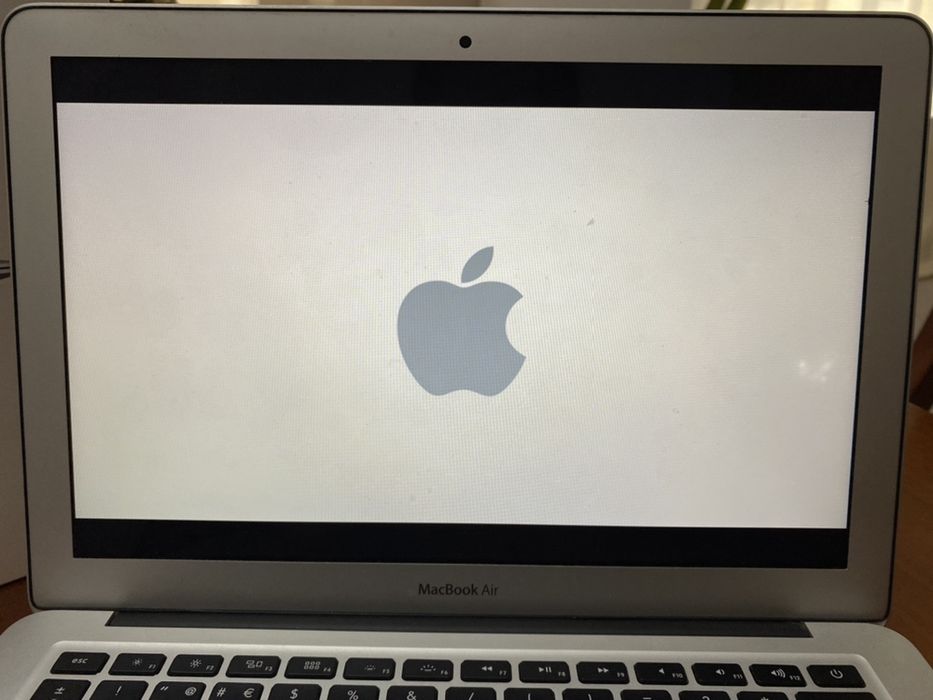 MacBook Air425079330078074882