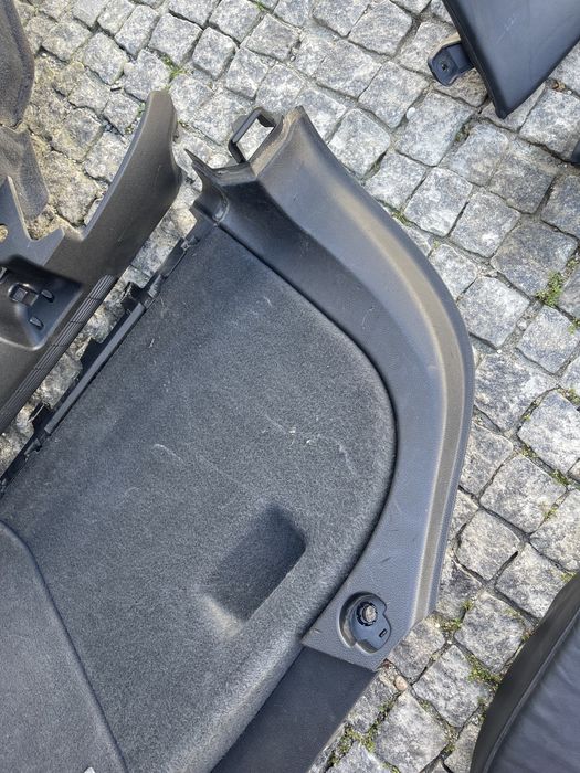 Quartelas mala audi a4 b8 carrinha