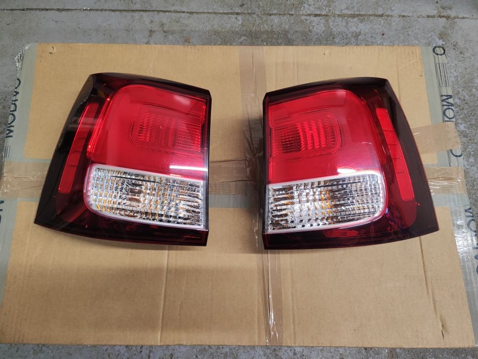 Lampa Lewa Prawa Tył Kia Sorento II Lift 12-15 Stan Bardzo Dobry