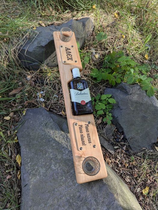 Дерев'яний Рівень Іменний Подарунок Чоловіку Тримач Пляшки Гравировка