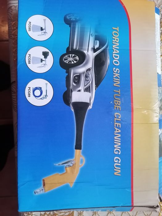 Pistolet do czyszczenia auta
