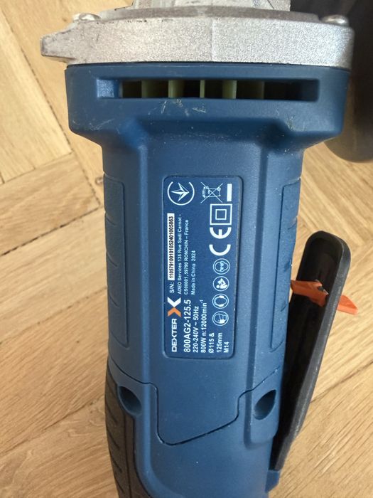 Szlifierka kątowa przewodowa 115/125 mm DEXTER 800W