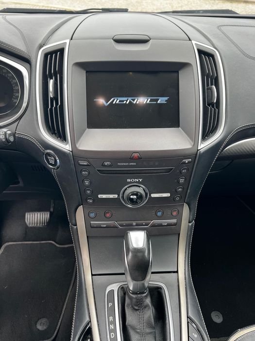 Ford S-Max 2.0 TDCi Vignale Powershift