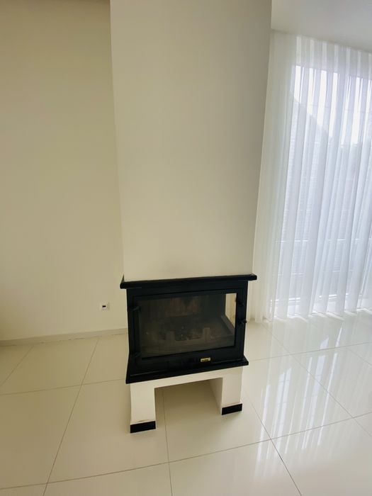 Оренда будинку 4+ кімнат