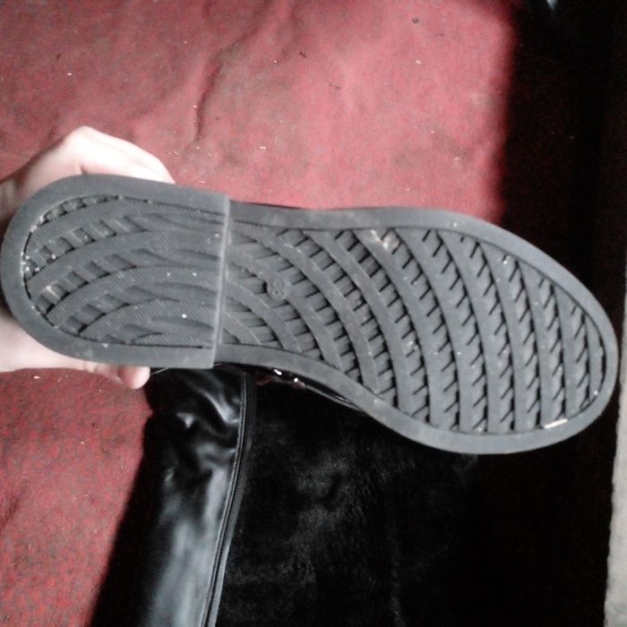 Зимові високі чоботи