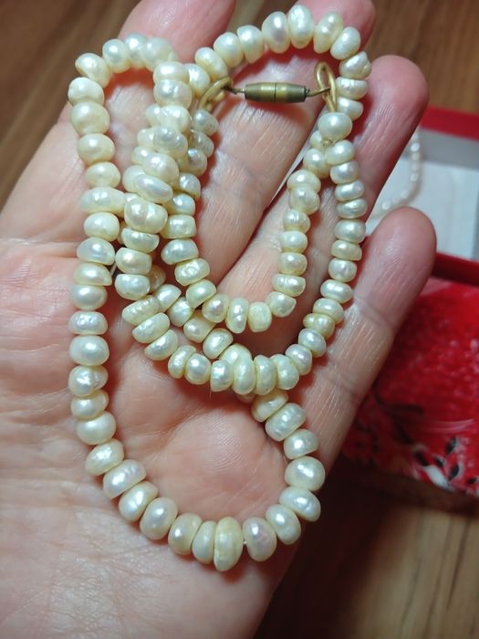 Натуральный жемчуг.ожерелье,браслет.