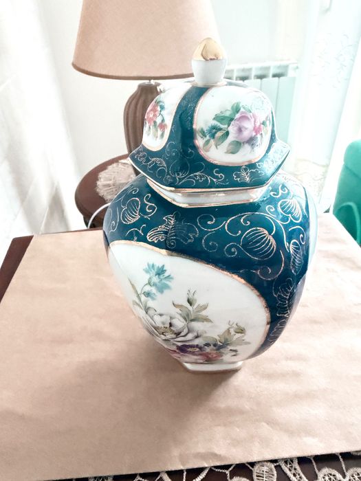Ceramic pot with 22 cm437073807232225280