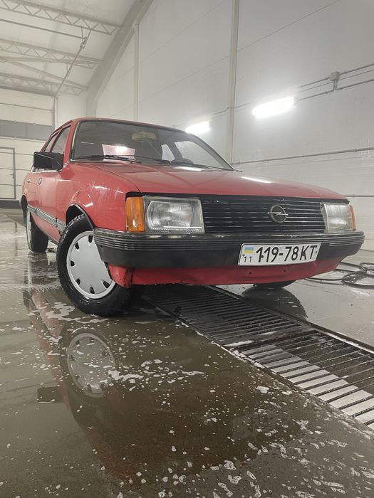 Можливий торг та обмін.