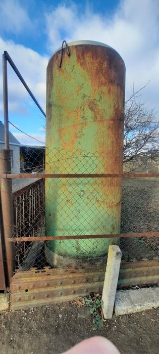 Продам бак ёмкость 4,5куба