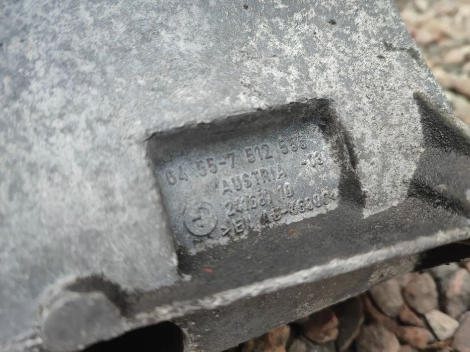 bmw e46 / e39 / e53 / e60 / e61 / e83 / e85 oryginalna łapa kompresor