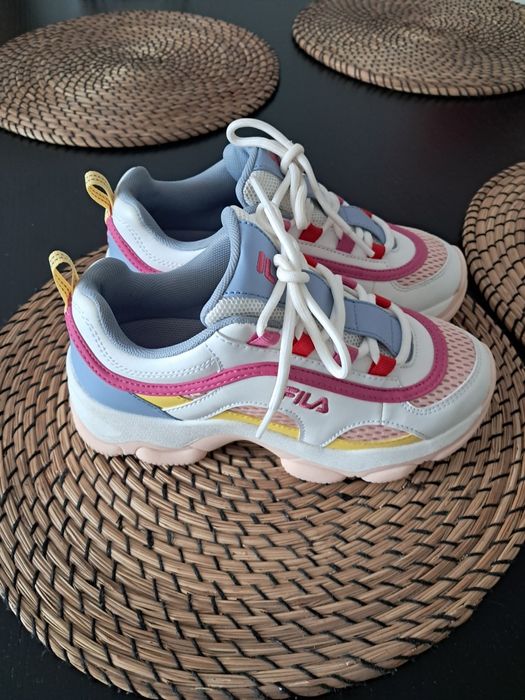 Fila Sneakersy Strada Dreamster Cb Kids FFK0141 r.35
Sneakersy Strada